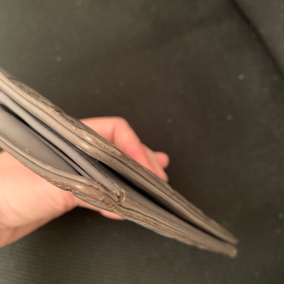 💯Authentic chanel lucky symbols L-yen long wallet grey🩶 - Picture 10 of 11